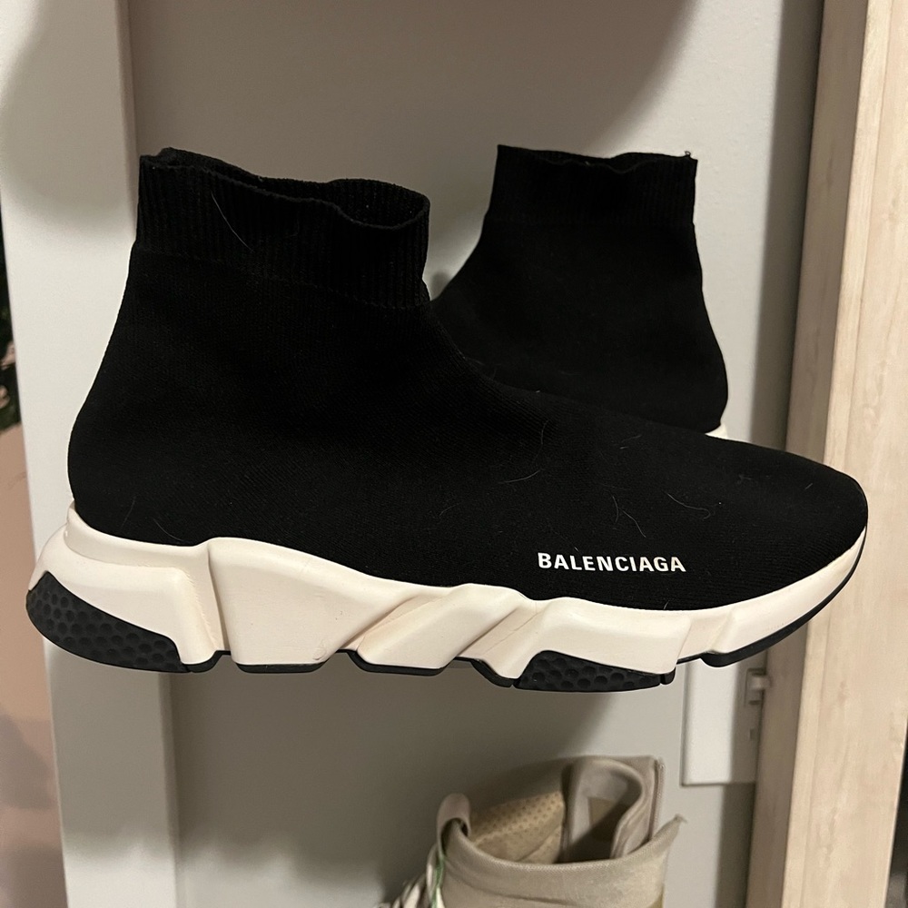 balenciaga speed trainers